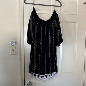 Vacation ready Black and White Dress